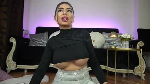 Emma  Bella online show from 03-02-25, 09:32