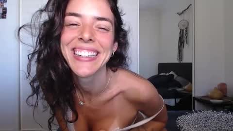 Bella online show from 02-14-26, 11:12