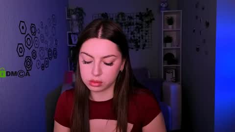 Snapshot of bella_dorn chatting on 05-21-26, 09:16 Bella online show from 05-21-26, 09:16
