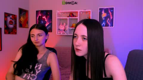 Snapshot of bella_dorn chatting on 06-19-26, 07:39 Bella online show from 06-19-26, 07:39