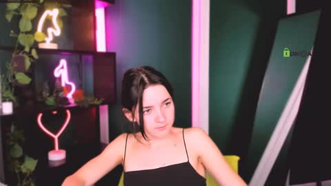 Bella online show from 04-12-26, 10:37