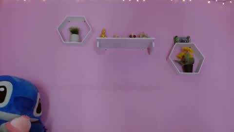 Snapshot of bella_gentle chatting on 09-20-25, 02:29 bella_gentle online show from 09-20-25, 02:29