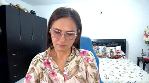 Bella online show from 01-15-26, 11:52