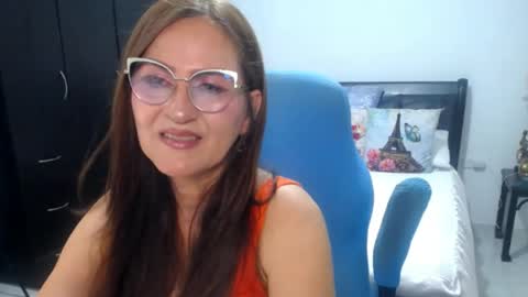 Bella online show from 05-22-26, 09:20