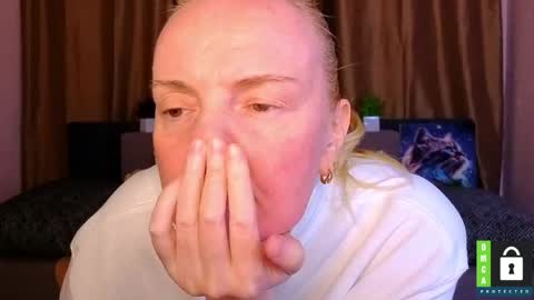 Bella online show from 04-01-26, 01:41