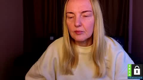 Bella online show from 04-23-26, 11:31