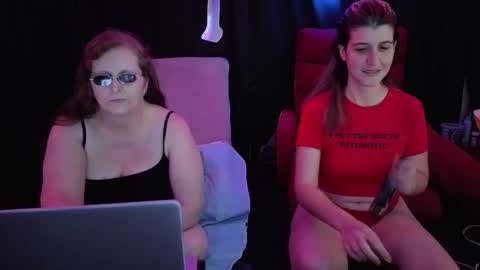 Bella James online show from 10-03-25, 11:24