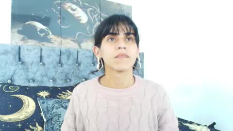 Bella online show from 10-04-25, 01:58