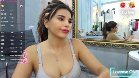 bella_posh online show from 10-14-25, 07:42