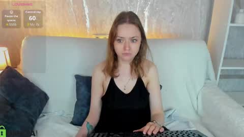 Snapshot of bella_ramsi chatting on 05-25-26, 12:38 Linda Bella online show from 05-25-26, 12:38