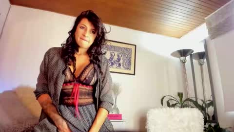  Maria online show from 10-12-25, 12:15