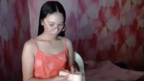 Snapshot of bella_saero chatting on 05-02-26, 02:22 bella online show from 05-02-26, 02:22