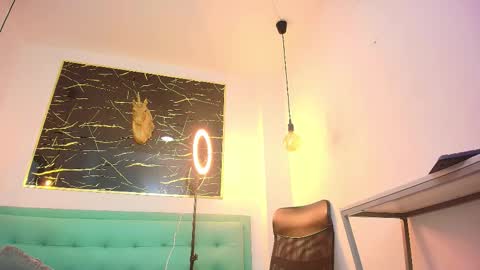     online show from 11-23-25, 09:25