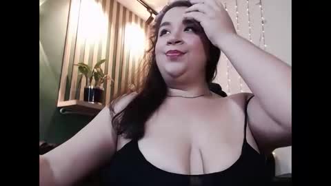 BELLA  online show from 10-28-25, 02:26