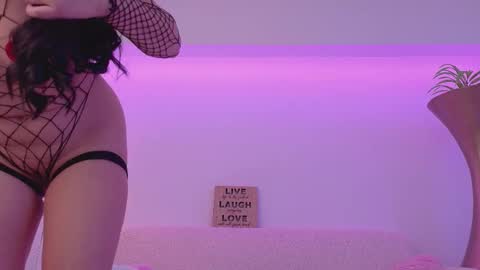 Snapshot of bella_vixen_ chatting on 12-03-25, 09:46 Bella online show from 12-03-25, 09:46