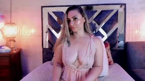 bella_volup online show from 04-25-26, 01:41