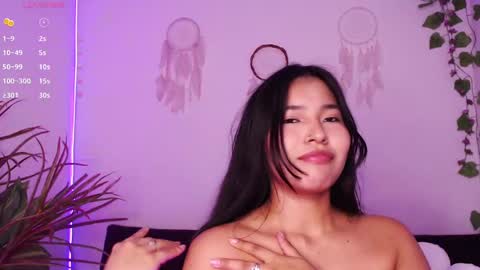 Snapshot of bellabills chatting on 02-10-25, 02:08 Bella online show from 02-10-25, 02:08