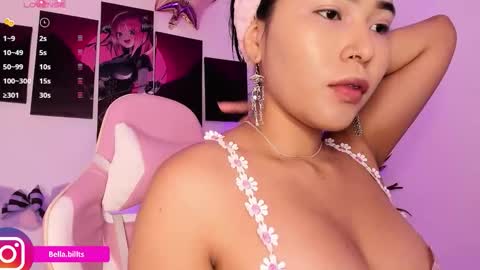 Bella online show from 03-27-26, 01:11