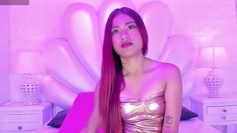 Snapshot of bellablazze chatting on 11-04-25, 12:04 bellablazze online show from 11-04-25, 12:04