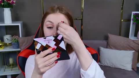 bellacandys online show from 06-19-26, 01:43