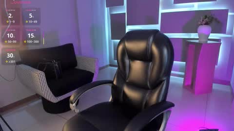  Bella C  online show from 11-24-25, 02:50