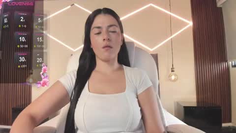 Bella Clair online show from 05-28-26, 02:47