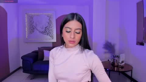 Bella online show from 04-22-26, 03:09