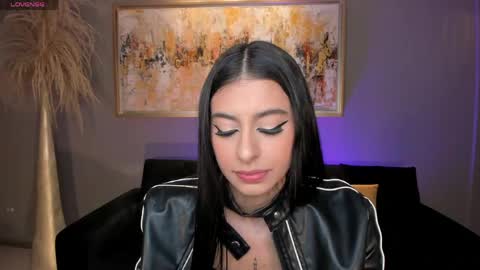 Snapshot of bellaconnor_ chatting on 05-06-26, 03:24 Bella online show from 05-06-26, 03:24