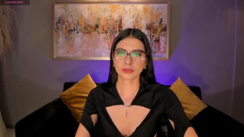Snapshot of bellaconnor_ chatting on 05-07-26, 04:07 Bella online show from 05-07-26, 04:07