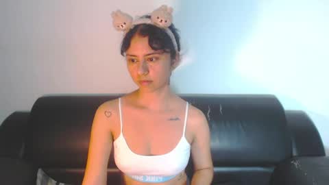 MY NAME IS BELL online show from 05-16-26, 01:13
