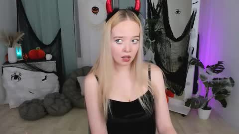 Bella online show from 10-29-25, 10:11