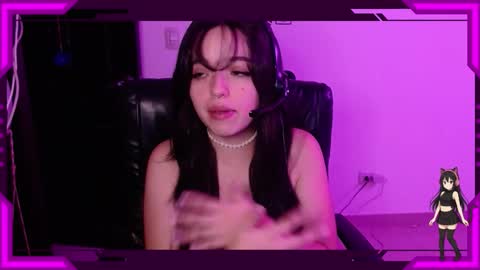 Bella Monteluna online show from 10-26-25, 03:23