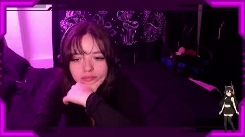 Bella Monteluna online show from 11-12-25, 02:45