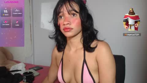 Snapshot of bellamy_sweet chatting on 01-11-25, 04:06 bellamy online show from 01-11-25, 04:06