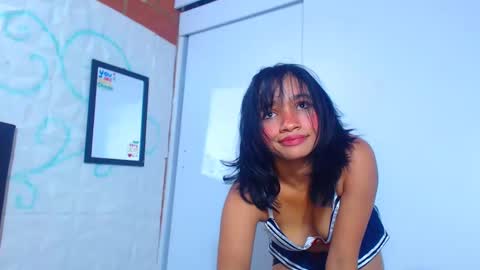 Snapshot of bellamy_sweet chatting on 01-25-25, 11:23 bellamy online show from 01-25-25, 11:23