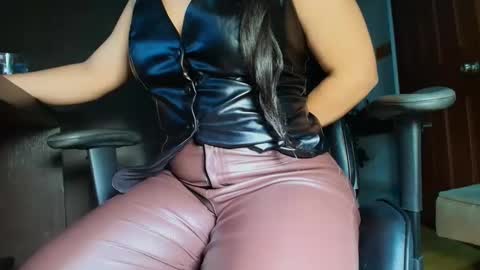 Camille  online show from 12-04-25, 10:51