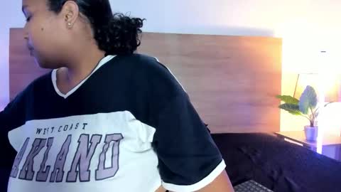 Bella Nix big tits online show from 03-18-26, 11:24