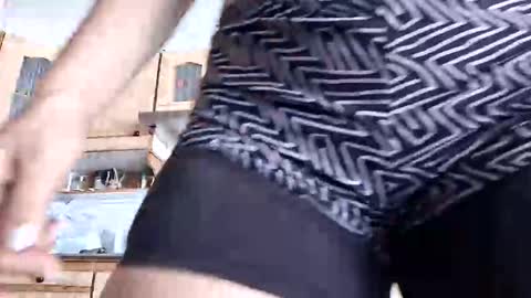 paula online show from 09-09-25, 04:06