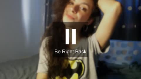 bellaqueen0701 online show from 02-07-25, 11:01