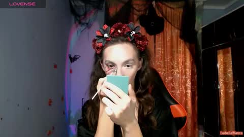 bellaqueen0701 online show from 10-30-25, 08:31