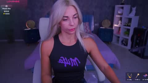 Bella online show from 07-29-26, 02:04