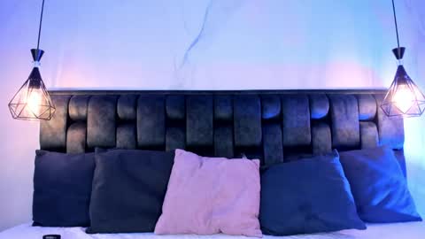 LUCIANA online show from 04-23-26, 08:44