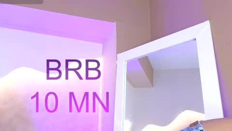 bellarooux online show from 01-14-26, 12:00