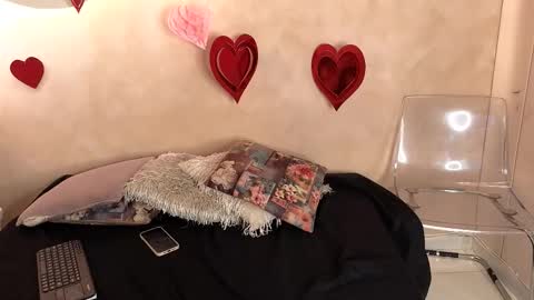 bellarooux online show from 03-03-26, 11:49