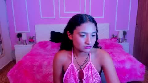 Snapshot of bellasky4 chatting on 11-06-25, 12:06 Bella online show from 11-06-25, 12:06