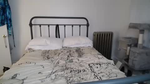 BellaStrange69 online show from 10-08-25, 02:42