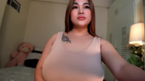 BELLA JONES online show from 01-06-26, 01:37