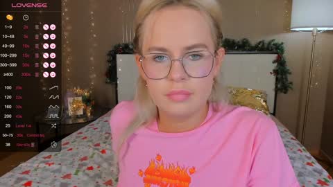 Bella online show from 12-18-24, 04:09