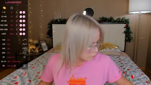 Bella online show from 12-29-24, 03:44