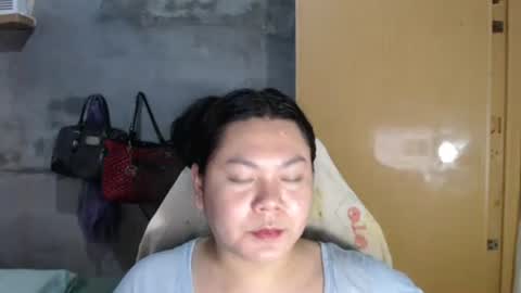 Snapshot of bellatrix2306 chatting on 11-24-25, 08:14 QUEEN BELLA online show from 11-24-25, 08:14